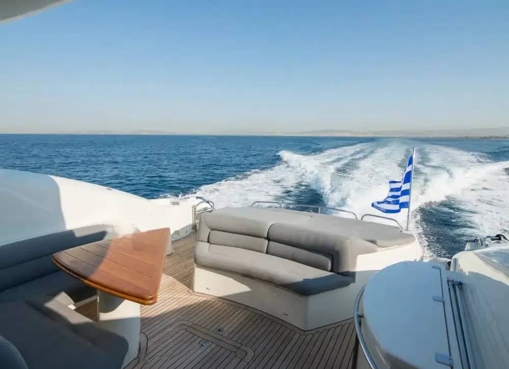 An image of Elentari yacht