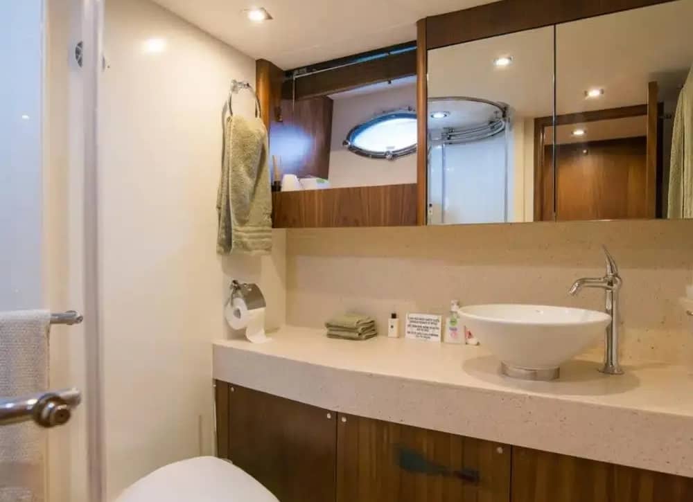 An image of Elentari yacht