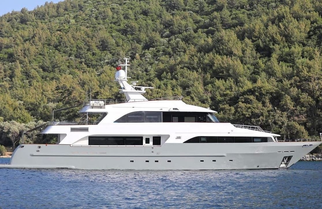 An image of Ottawa Iv yacht