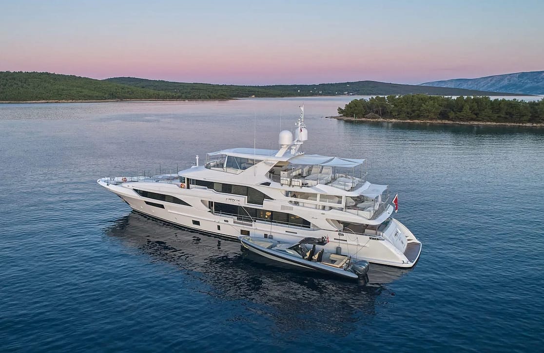 An image of Happy Me yacht