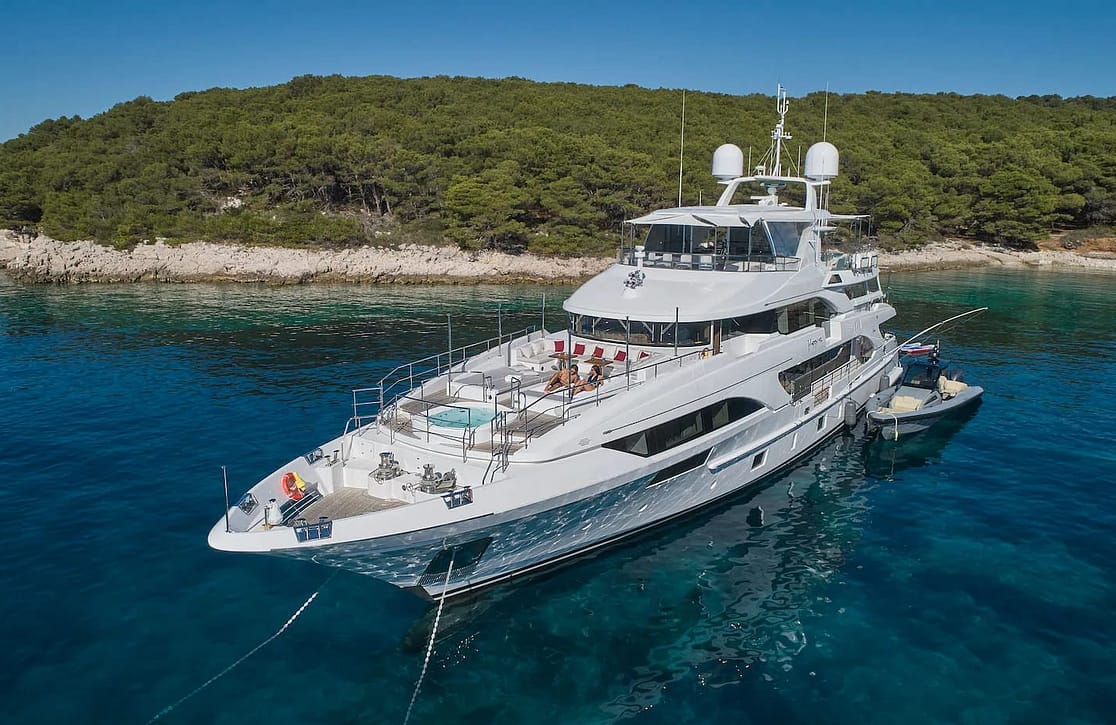 An image of Happy Me yacht