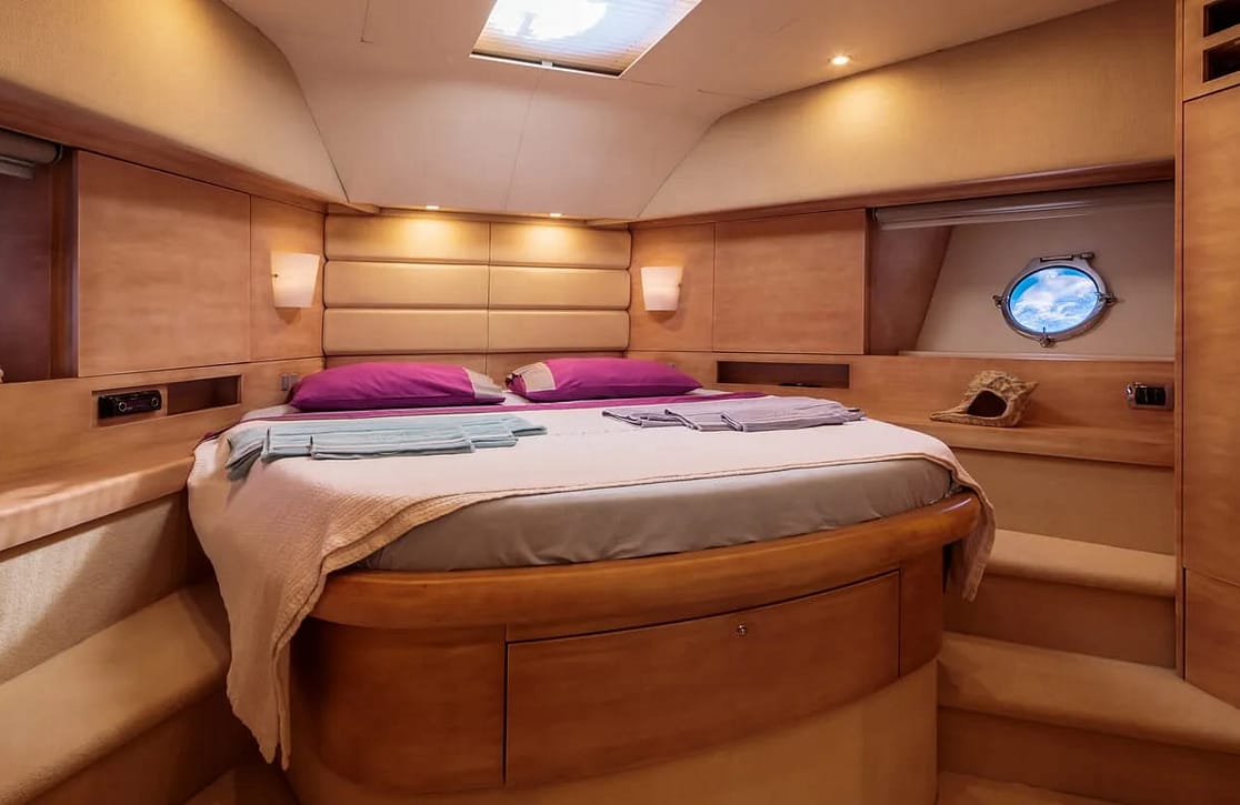 An image of Revival yacht