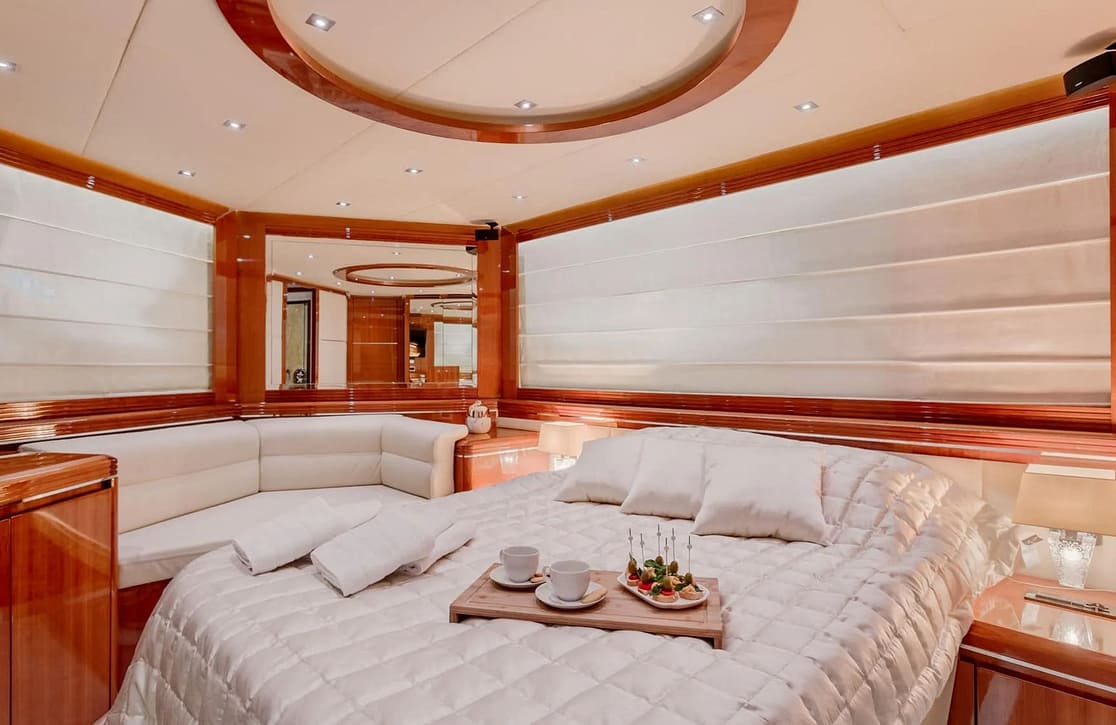 An image of Lady Mura yacht