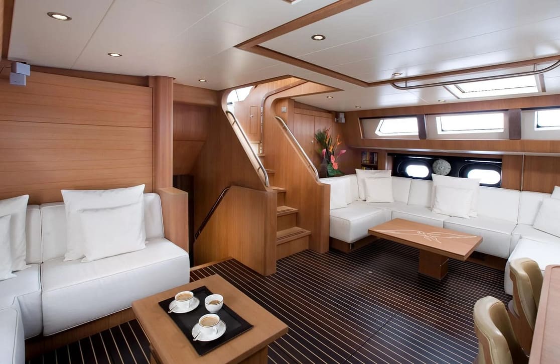 An image of Icarus yacht