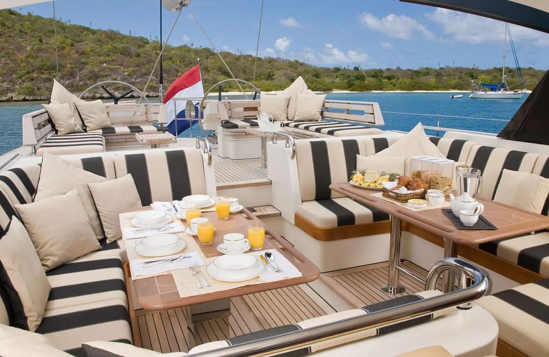 An image of Icarus yacht