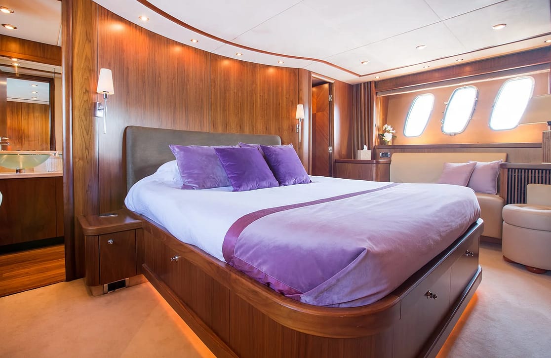 An image of Hooligan Of Cowes yacht