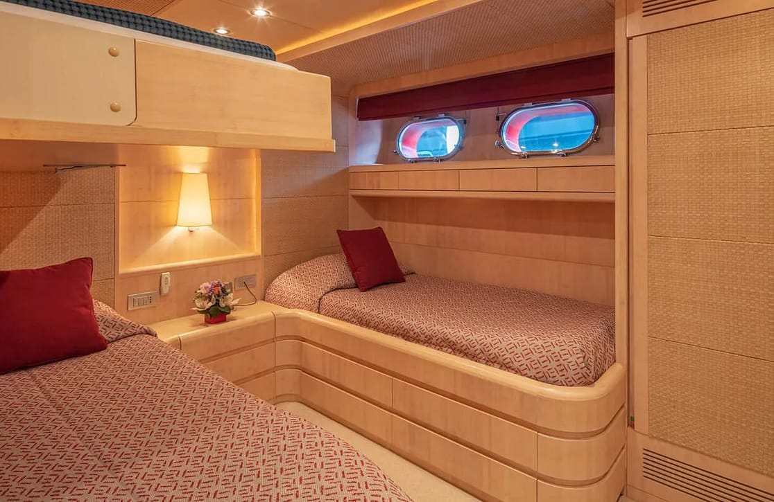 An image of Glaros yacht