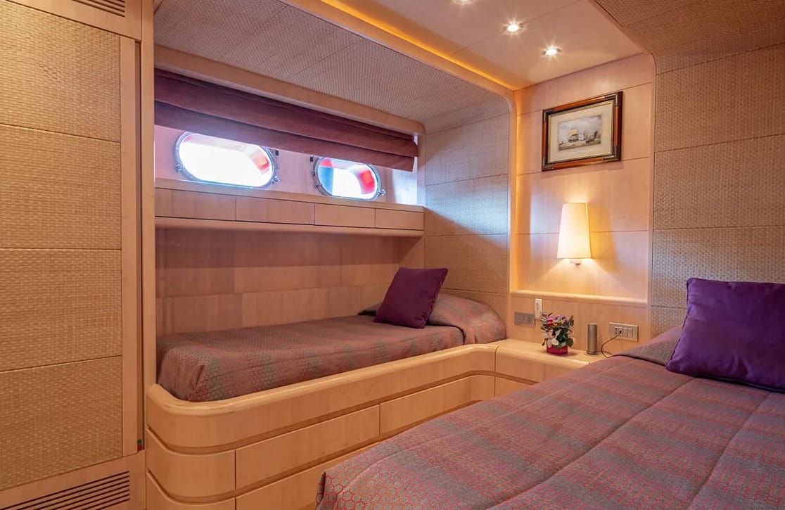 An image of Glaros yacht