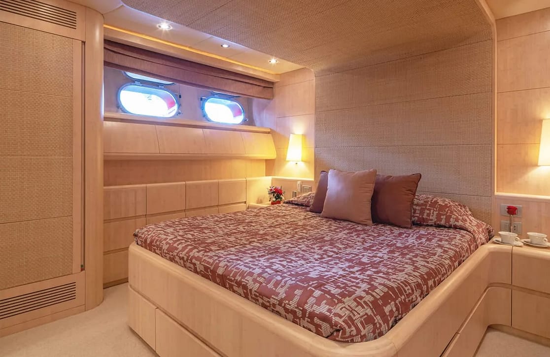 An image of Glaros yacht