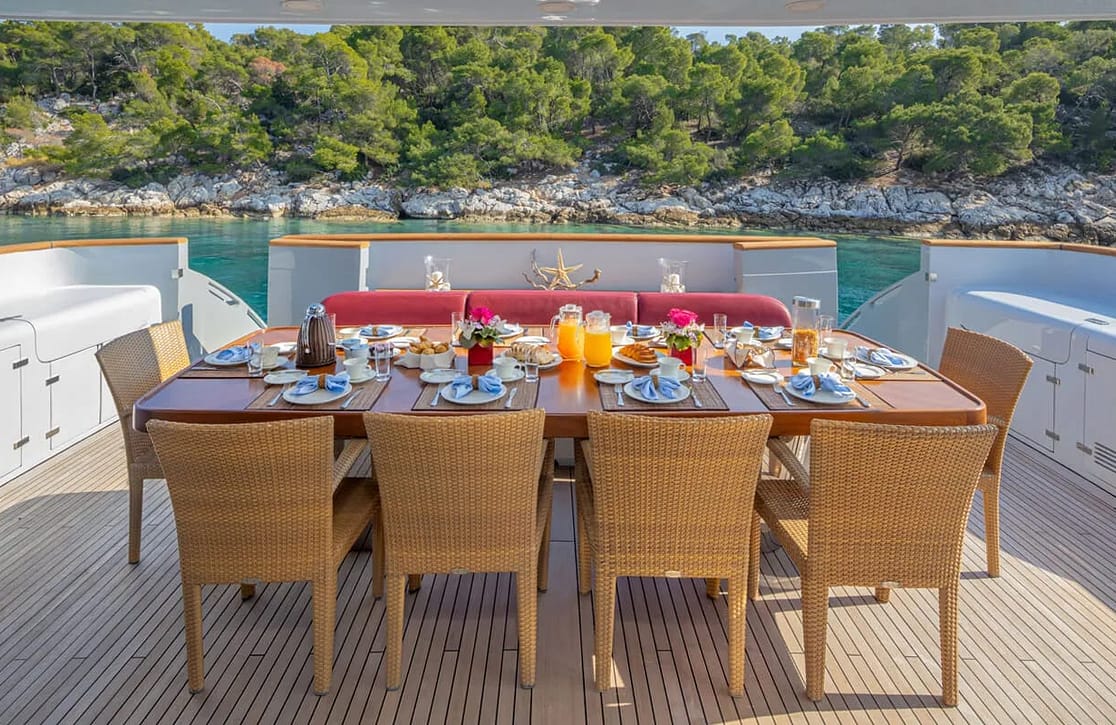 An image of Glaros yacht