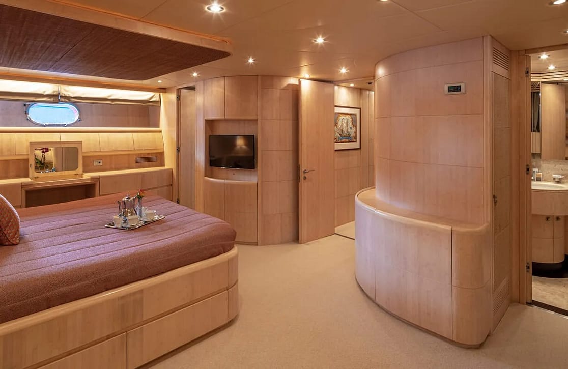An image of Glaros yacht