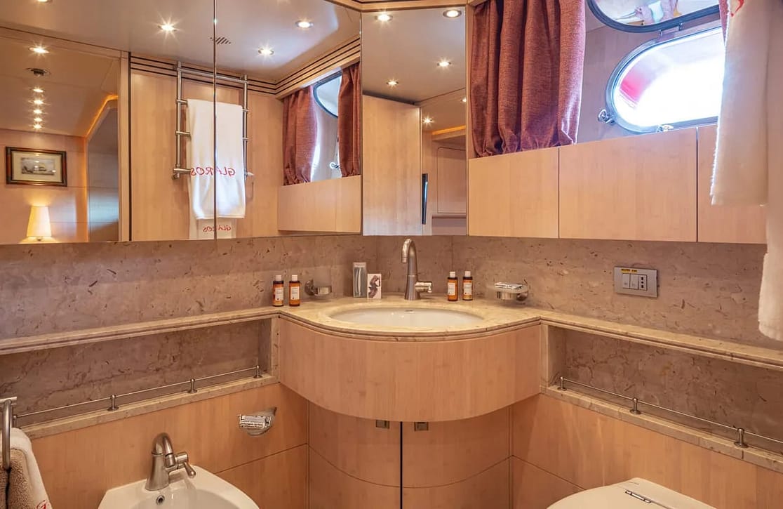 An image of Glaros yacht