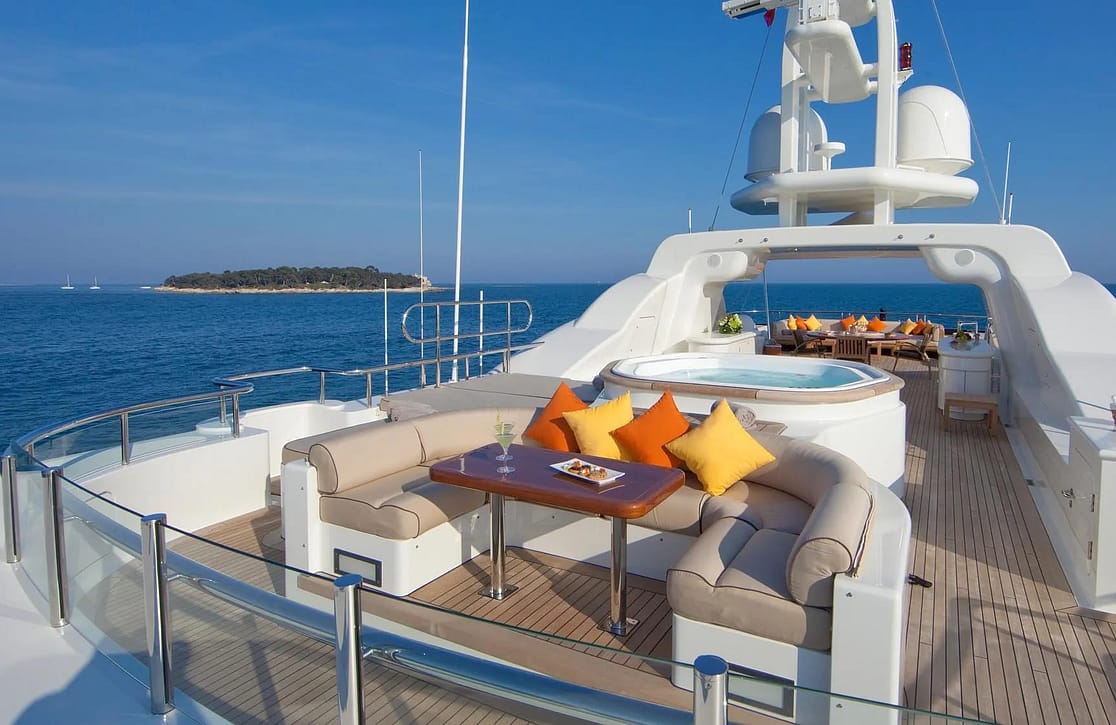 An image of Deja Too yacht