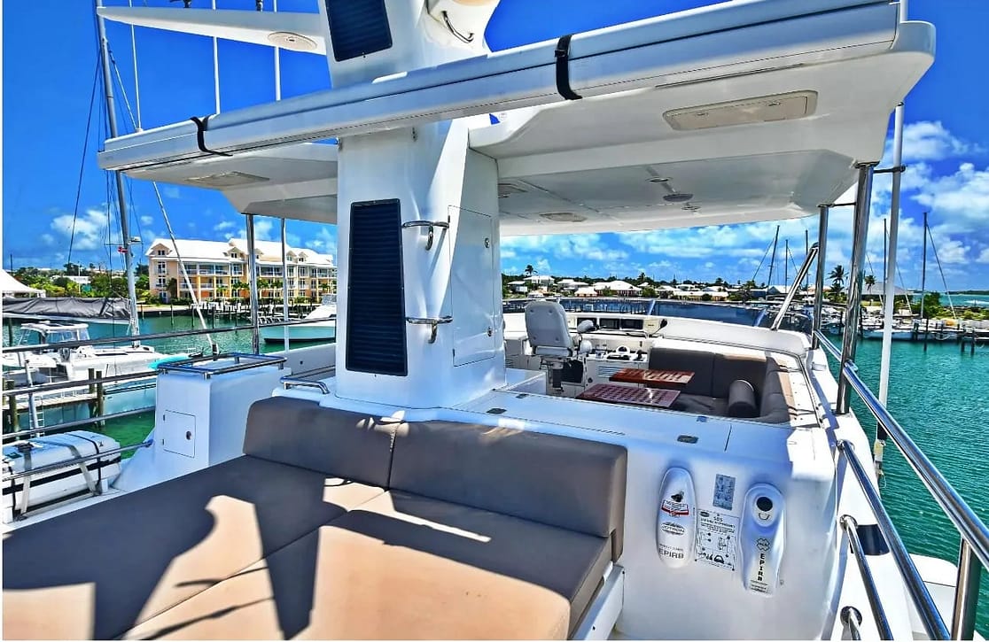An image of Ammonite yacht