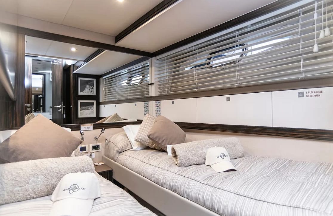 An image of Ammonite yacht