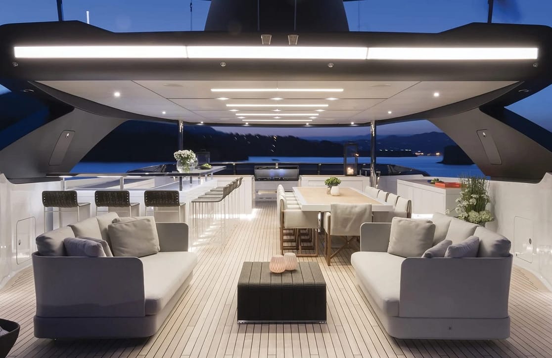 An image of Aily yacht