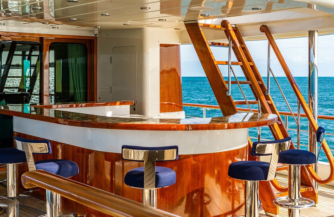 An image of Omnia 1 yacht