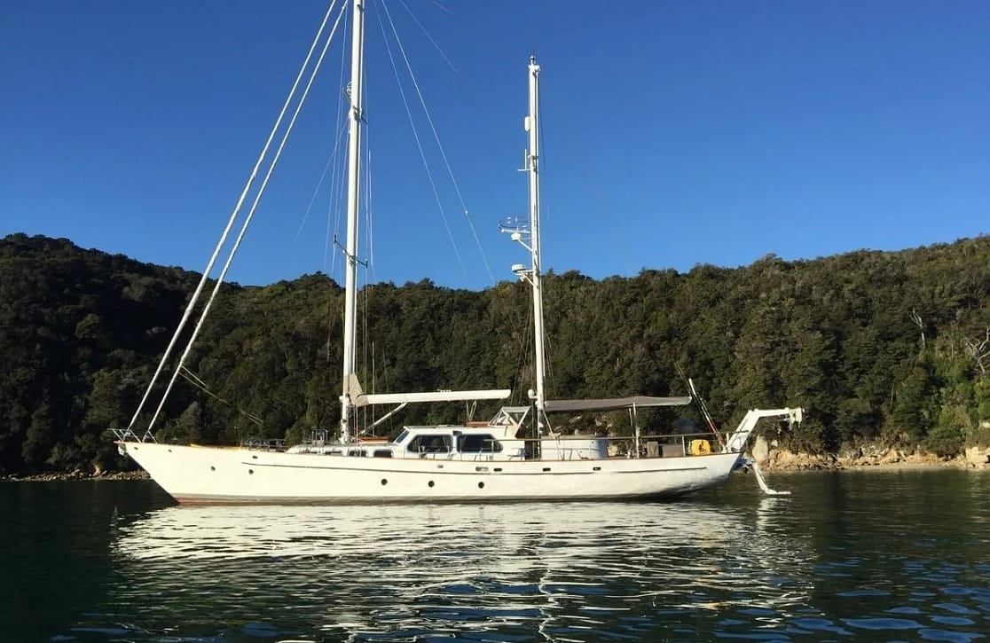 An image of Yonder Star yacht