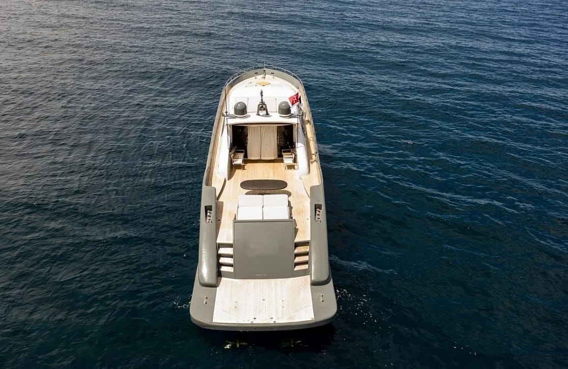 An image of Vevekos yacht