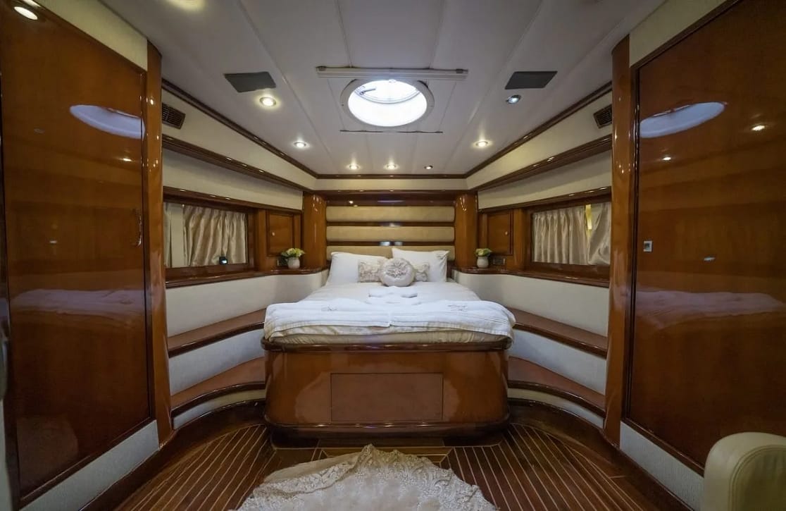 An image of Viva Lola yacht
