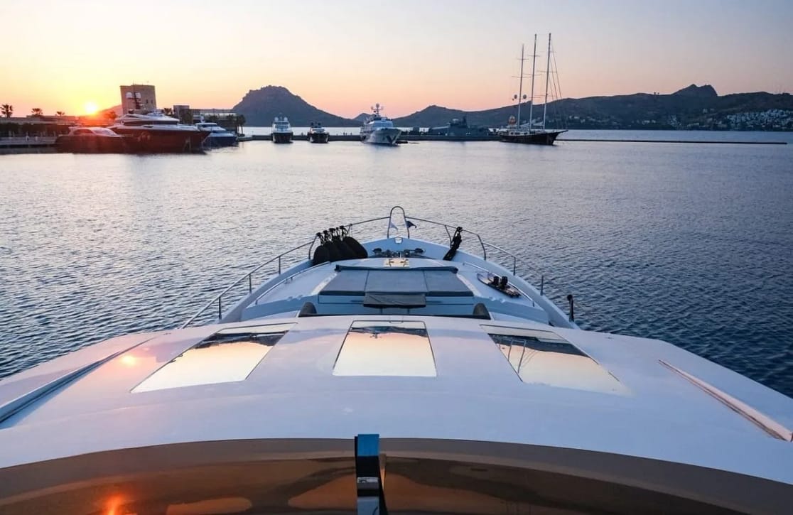 An image of Via yacht
