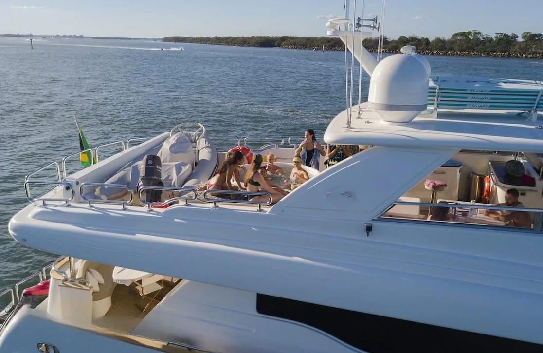 An image of Triple 888 Eight yacht