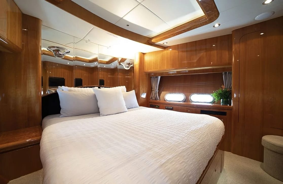 An image of Triple 888 Eight yacht