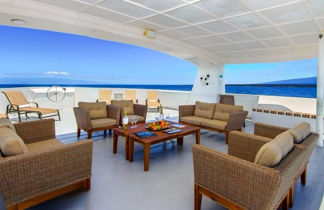 An image of Treasure yacht