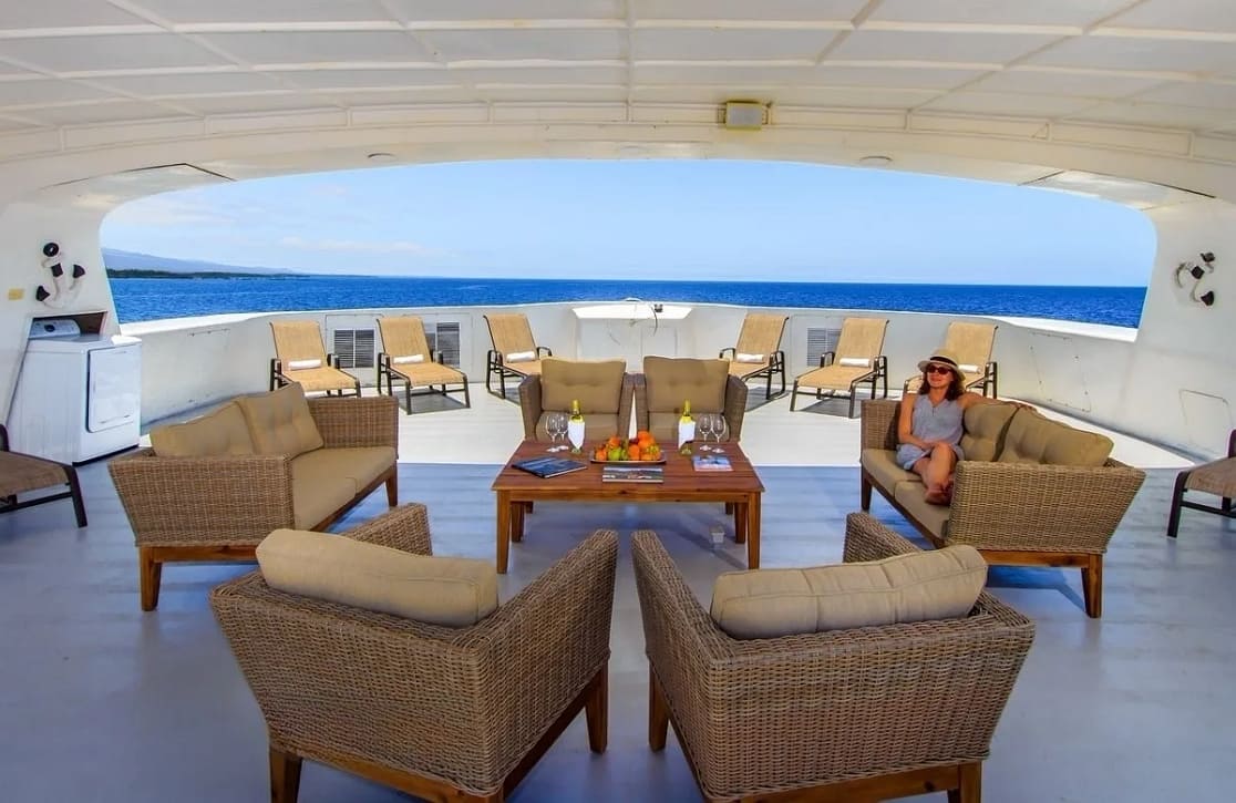 An image of Treasure yacht