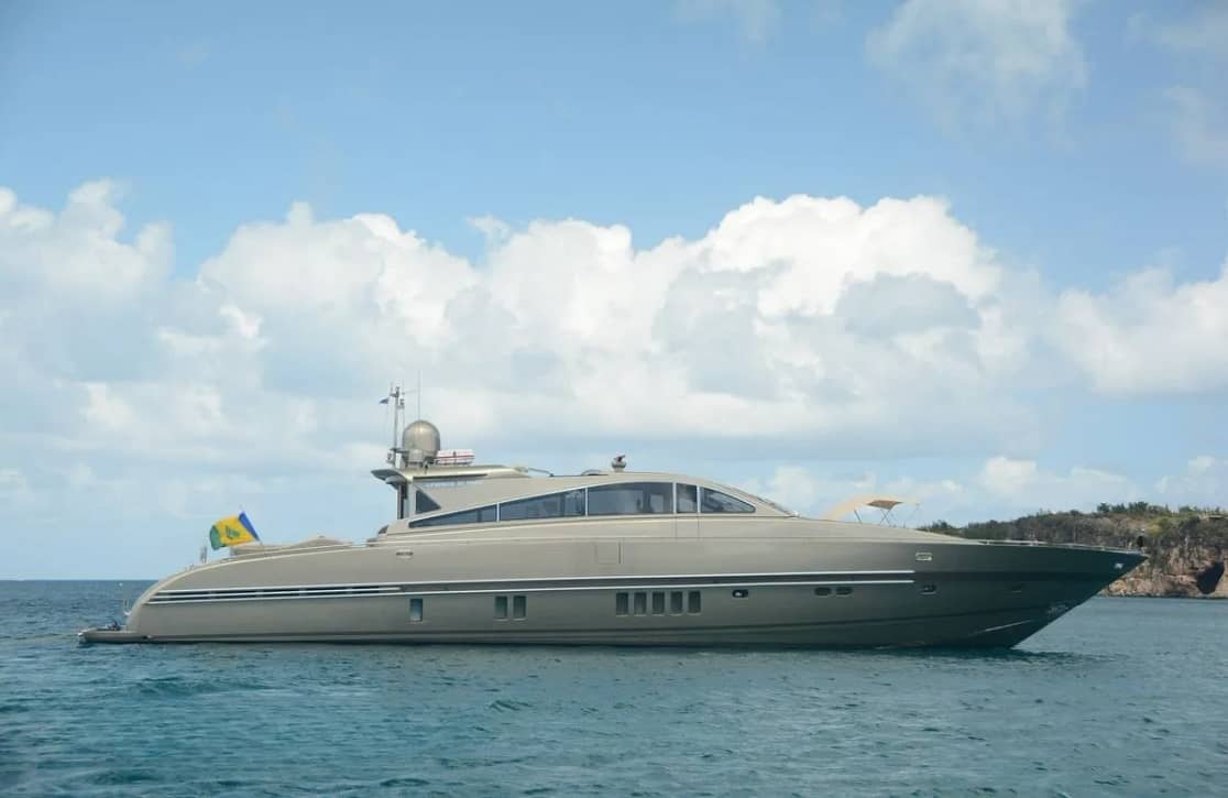 An image of Tender To yacht