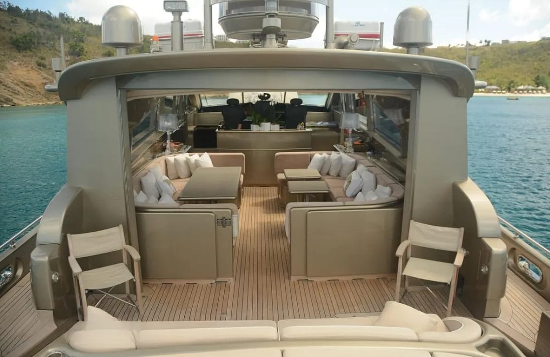 An image of Tender To yacht