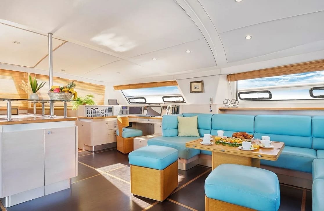 An image of Stadium yacht