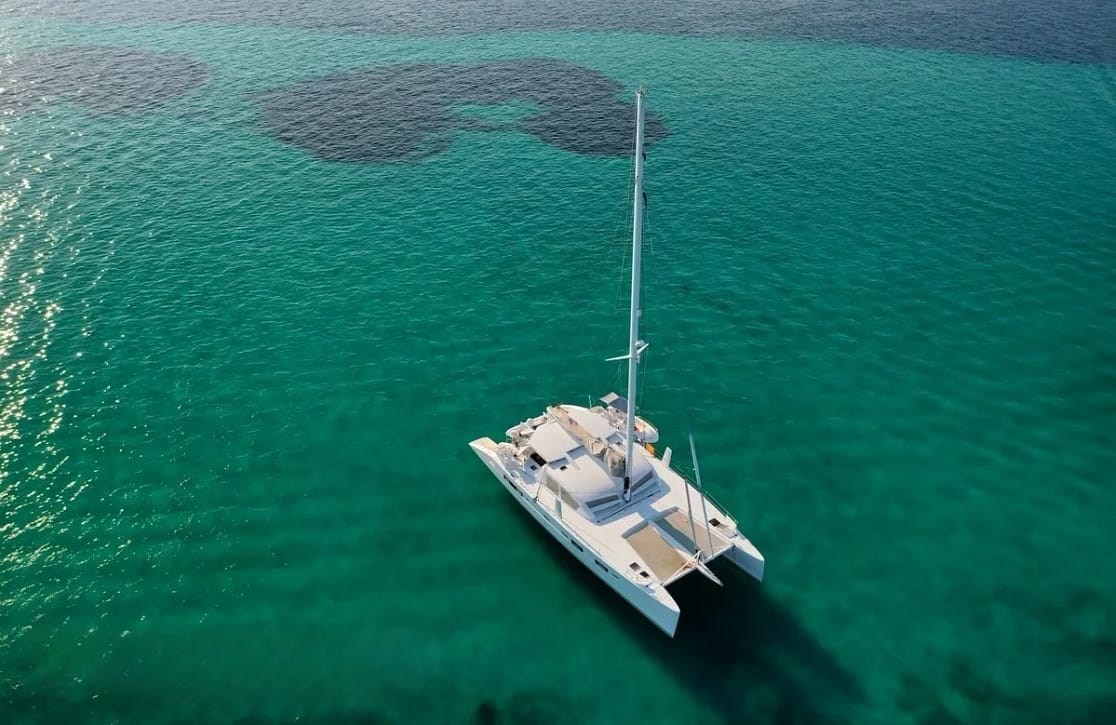 An image of Stadium yacht