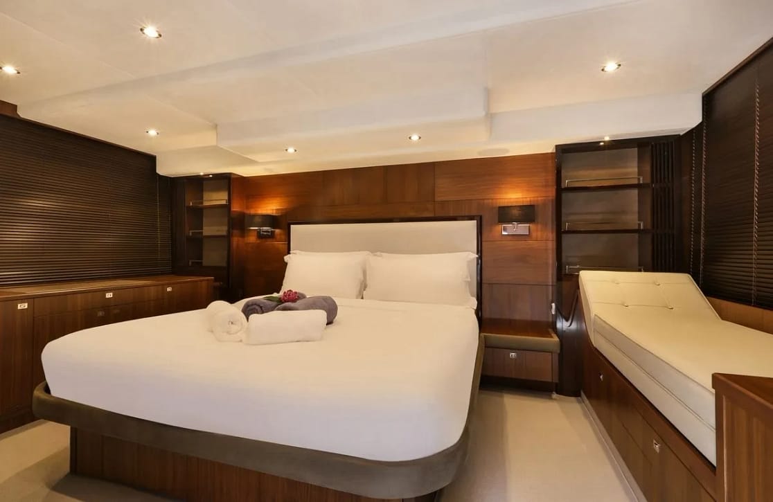 An image of Destiny yacht