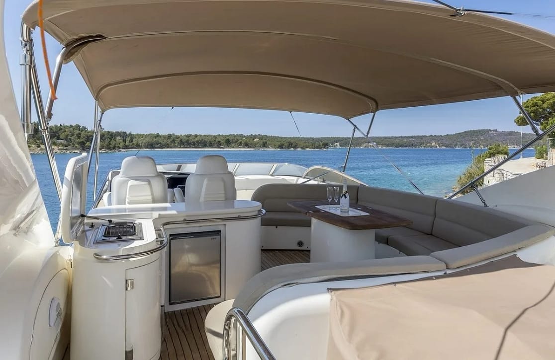 An image of Skywater yacht