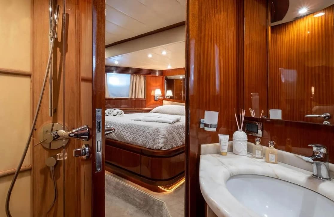 An image of Eacos yacht