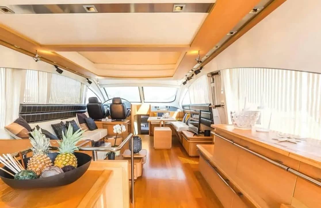 An image of Arwen yacht