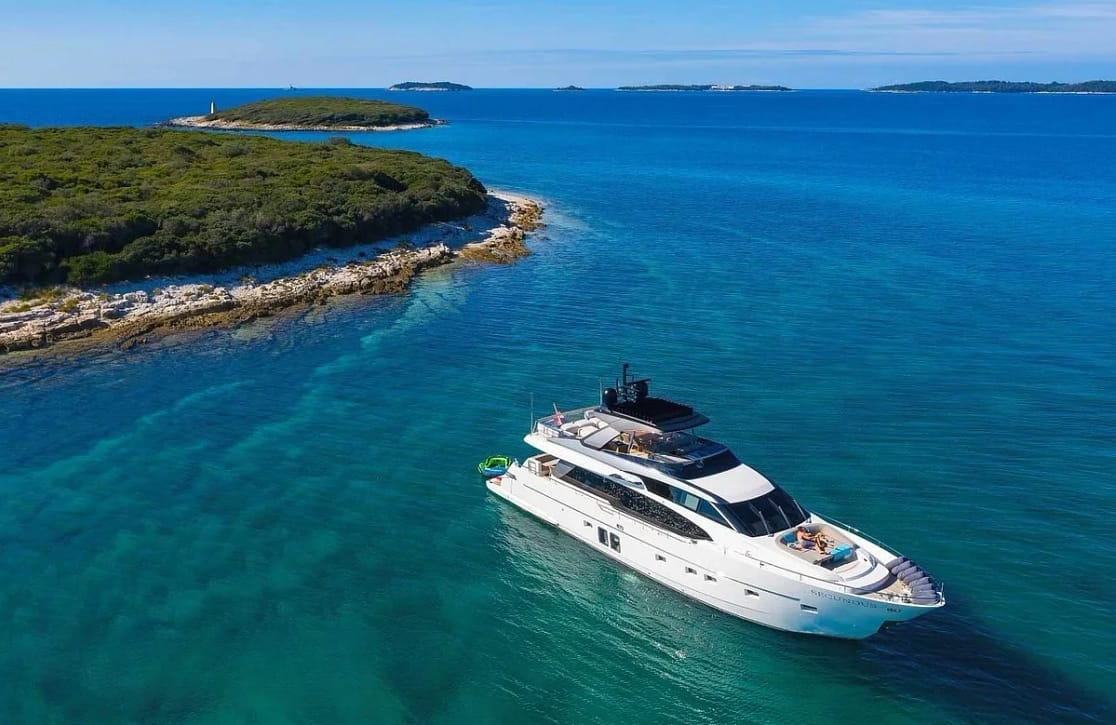 An image of Secundus yacht