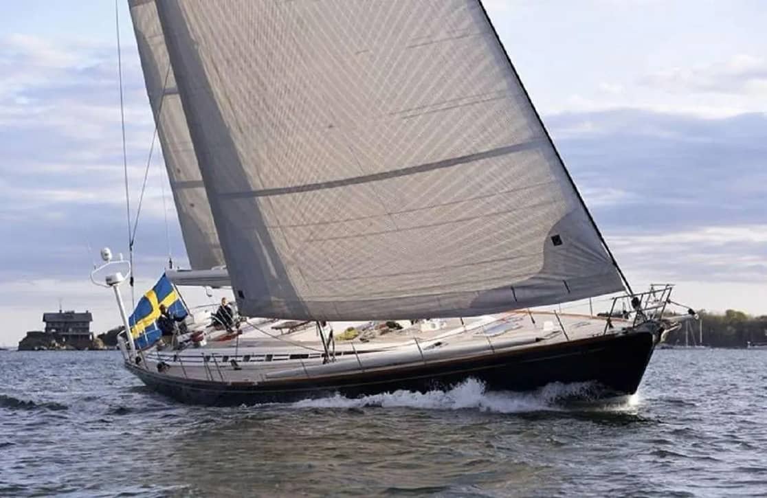 An image of Aquila yacht