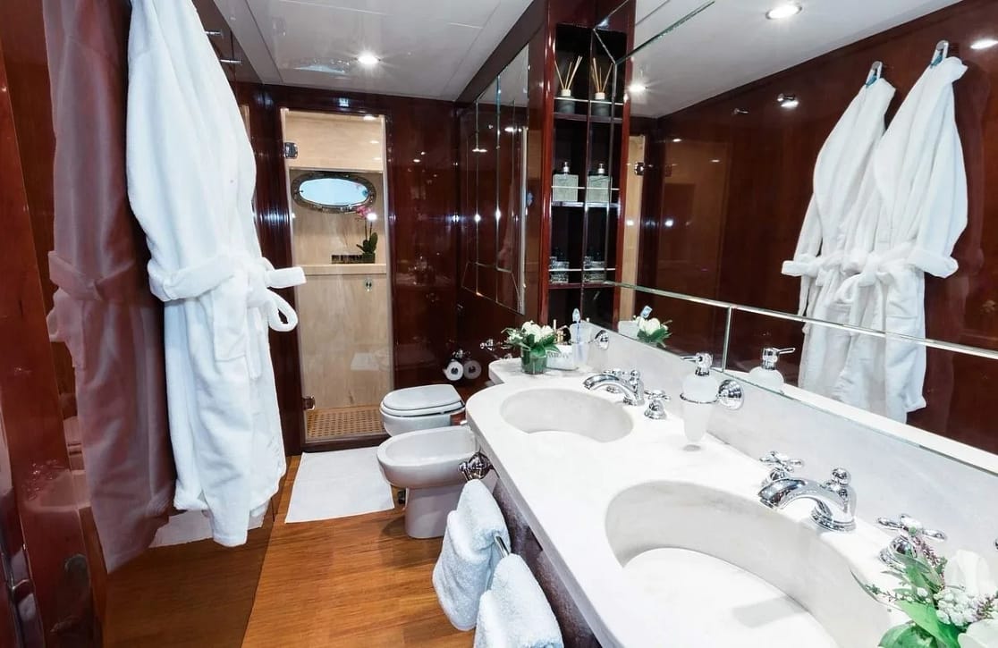 An image of Albator 2 yacht