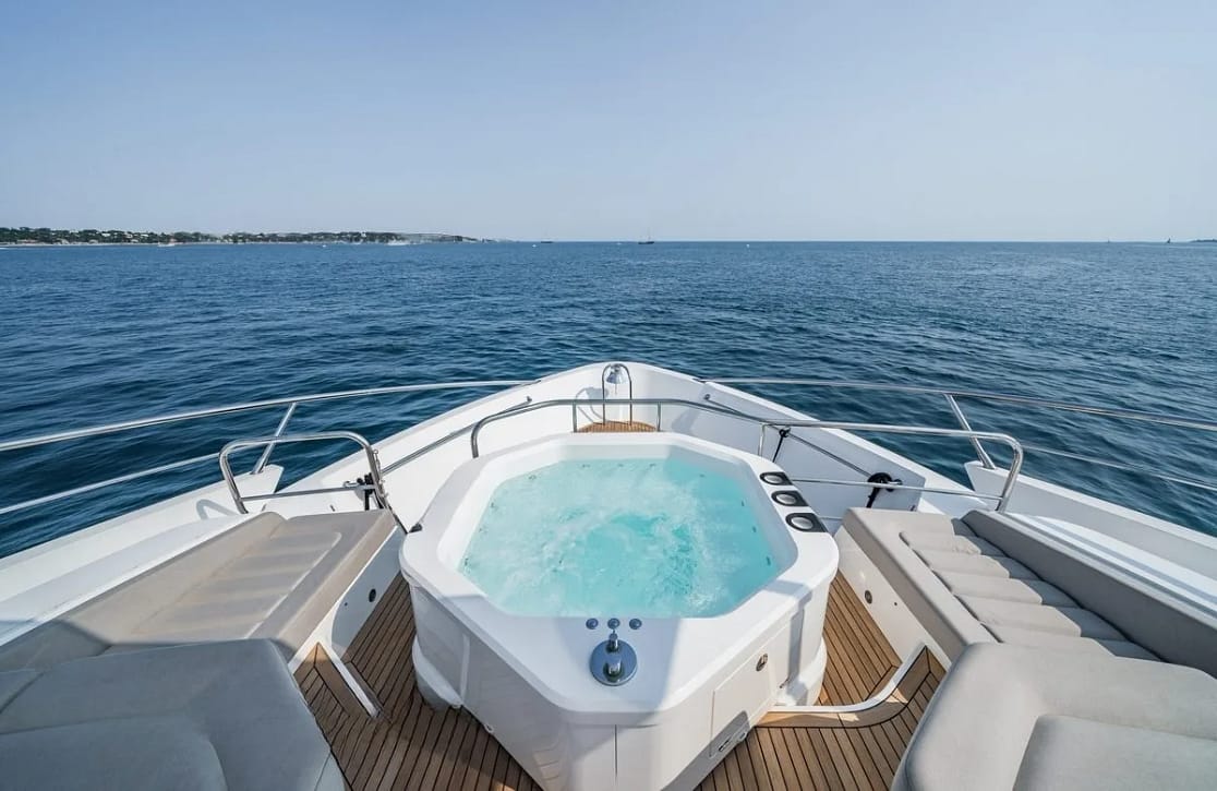 An image of Noroader yacht