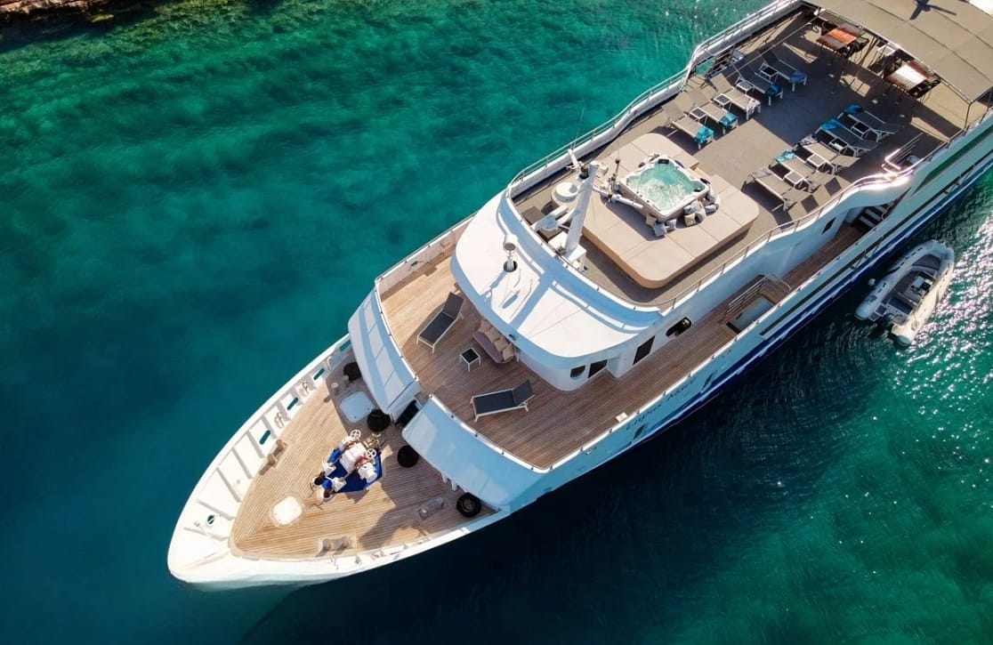 An image of Lupus Mare yacht