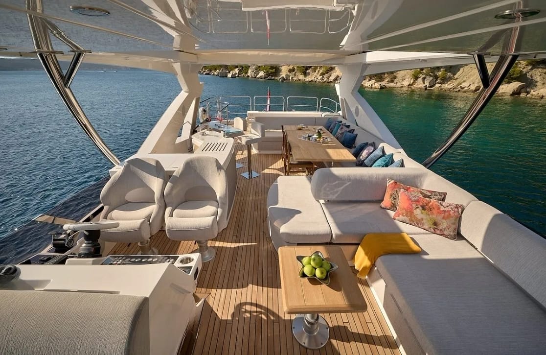 An image of Hideaway yacht