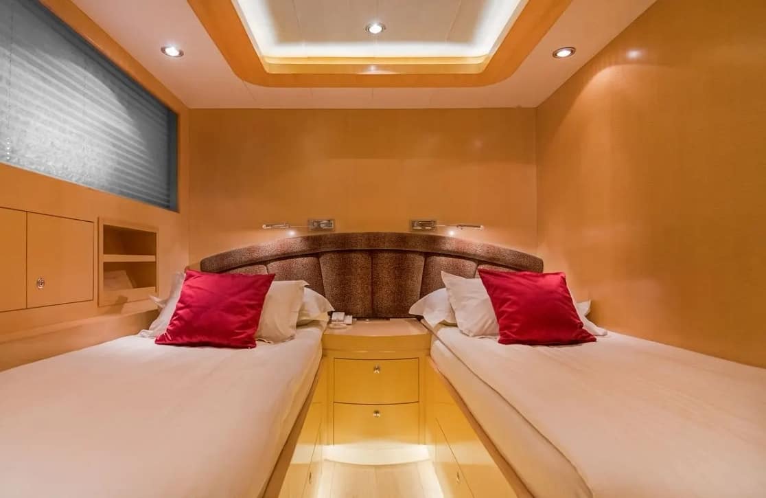 An image of Conte Alberti yacht