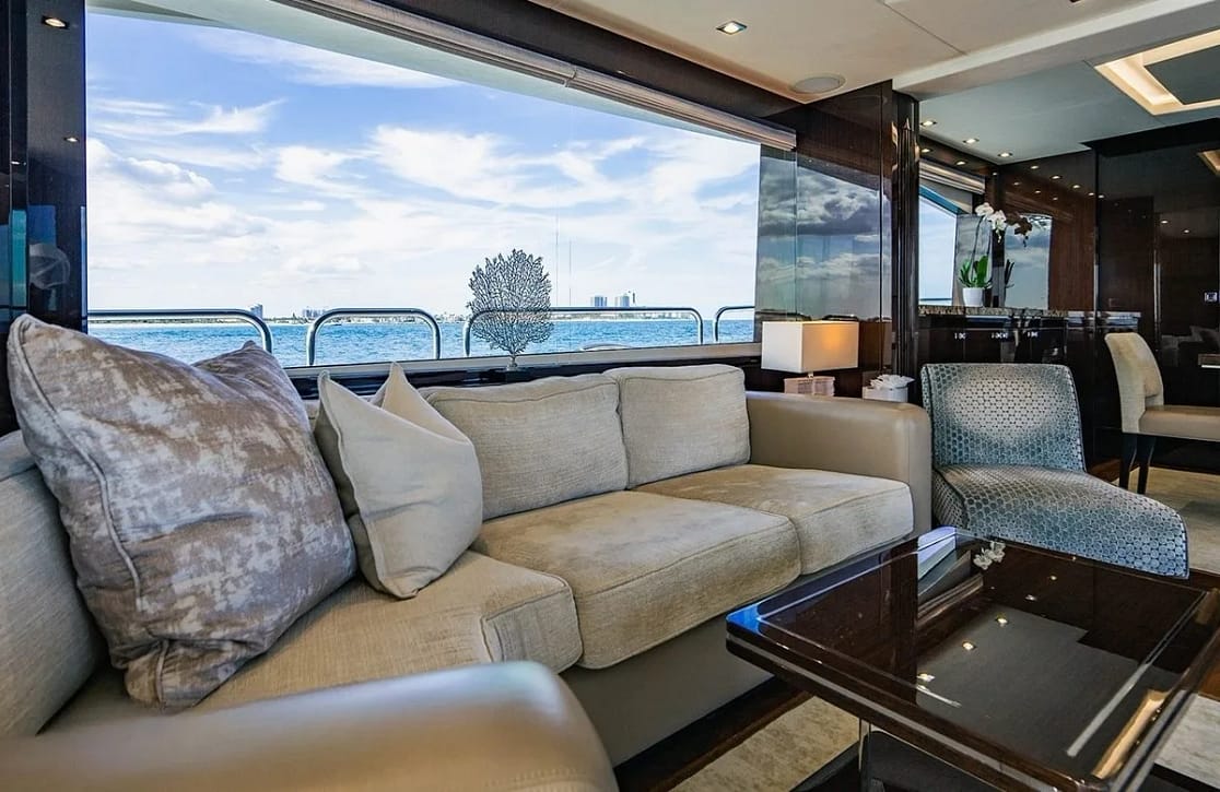 An image of Golden Ours yacht