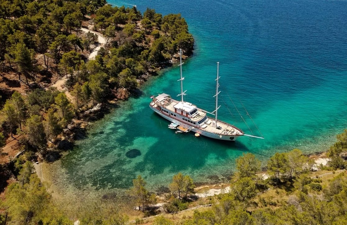 An image of Corsario yacht