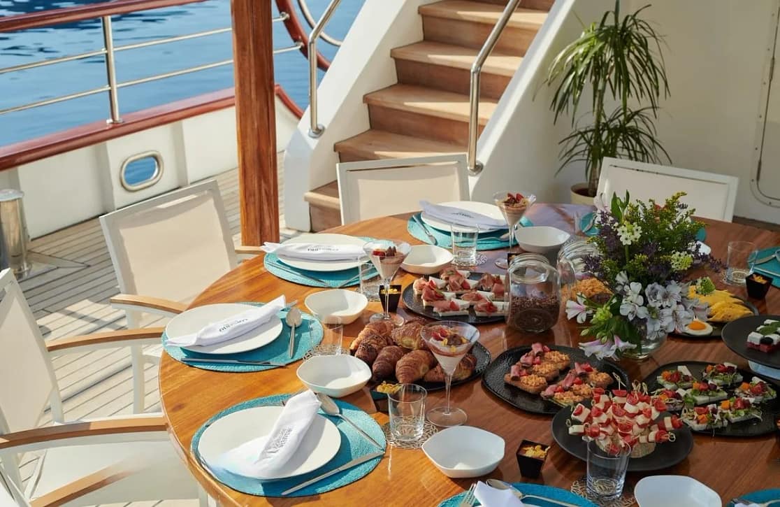 An image of Corsario yacht