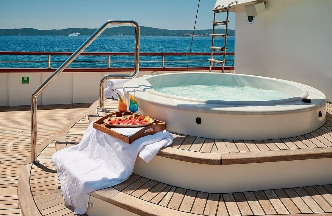 An image of Corsario yacht
