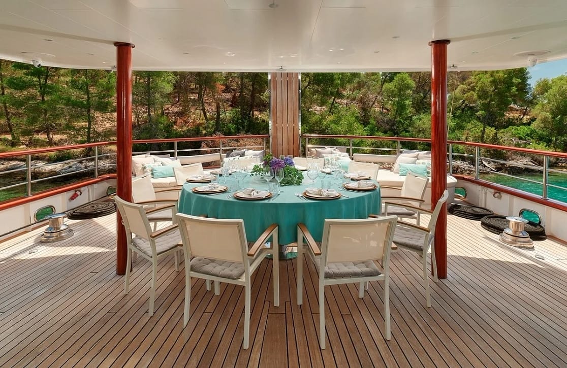 An image of Corsario yacht