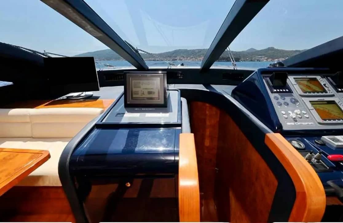 An image of 888 yacht